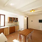 Poggio Di Sole בית הארחה