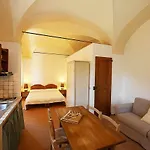 Poggio Di Sole 4* לקונה