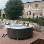 Poggio Di Sole בית הארחה